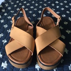French platform sandals